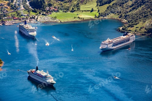Preview: Geiranger fjord, Norway.