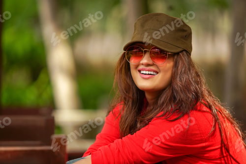 Preview: Beautiful girl