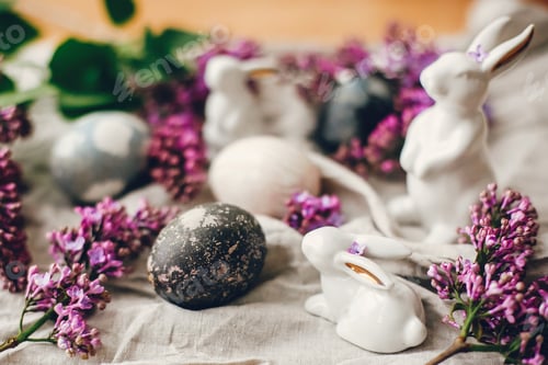 Preview: Natural dyed easter eggs and spring flowers