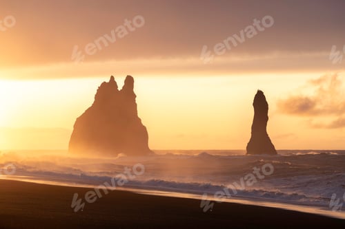 Preview: Golden Light