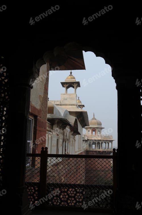 Preview: The Red Fort of Agra, a UNESCO World Heritage Site