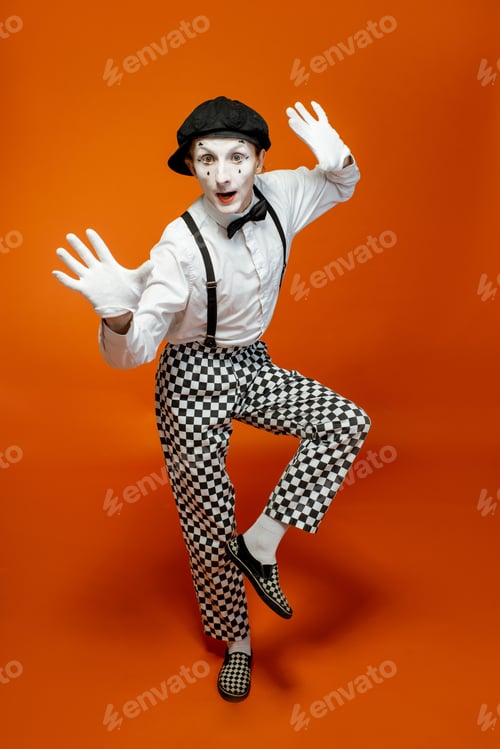 Preview: Pantomime on the orange background