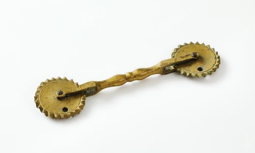 Preview: Antique pasta and pastry cutter