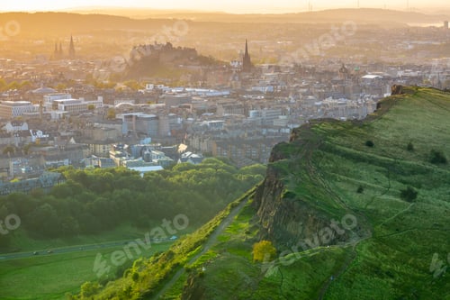 Preview: Edinburgh Castle On A Summer Evening