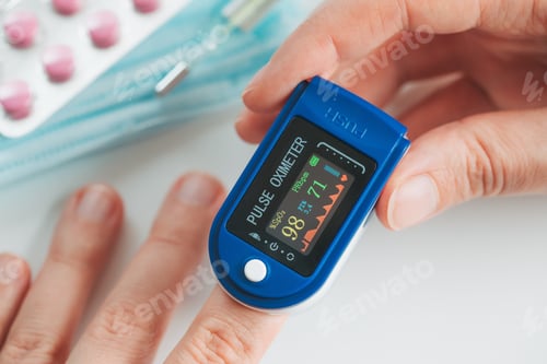 Preview: Pulse Oximeter finger digital device to measure oxygen saturation in blood.