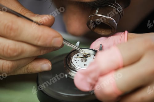 Preview: Adjusting cog using tweezers