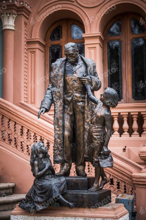 Preview: La Glorieta Castle, Sucre, Bolivia, South America