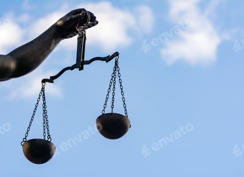Preview: Justitia