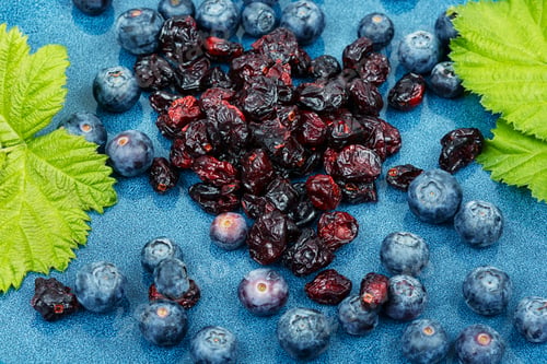 Preview: Fresh and dried berries, vitamin.