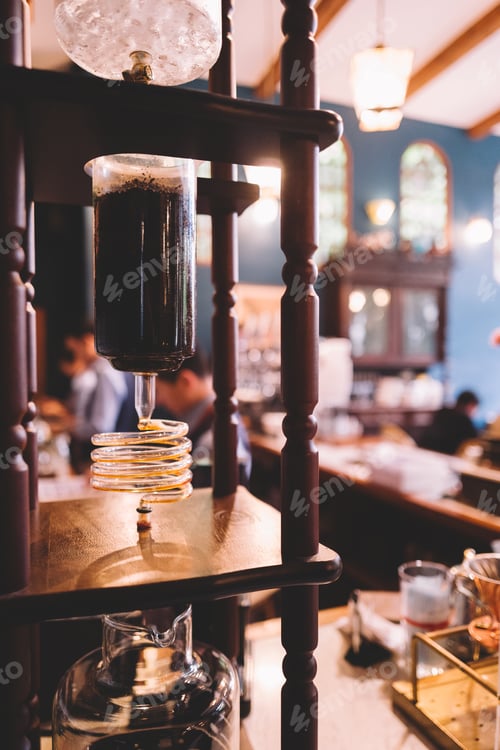 Preview: Close up shot of Cold brew coffee in the cafe. Vintage Cold brew coffee machine