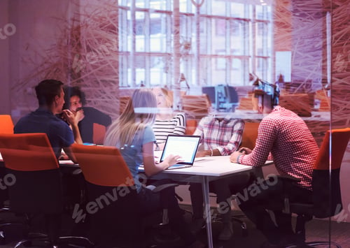 Preview: Multiethnic startup business team on meeting