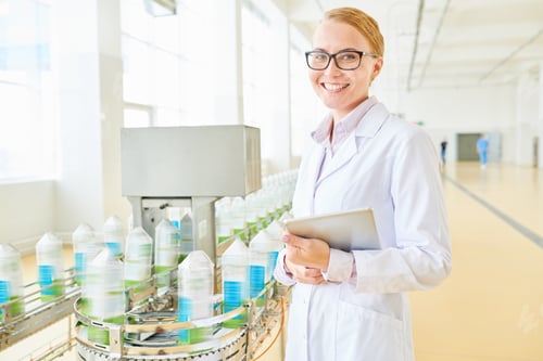 Preview: Smiling Technologist Posing for Photography