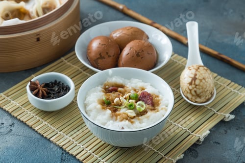 Preview: Traditional chinese rice porridge on dinner table