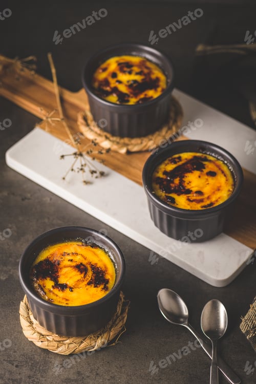 Preview: Bowls with Creme brulee