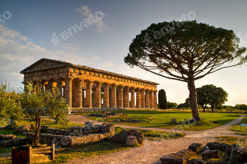 Preview: The ancient ruins of Paestum