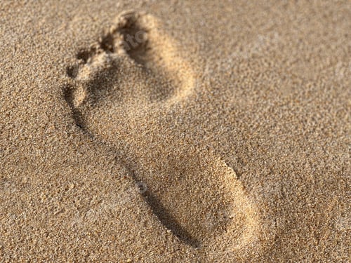 Preview: Footprint in the sand
