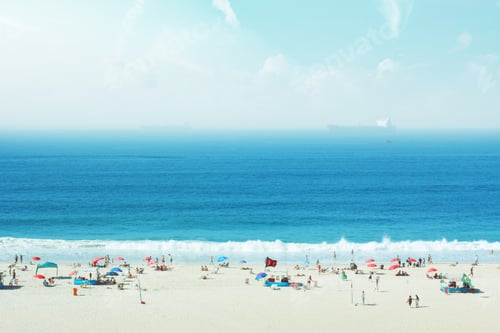 Preview: Copacabana