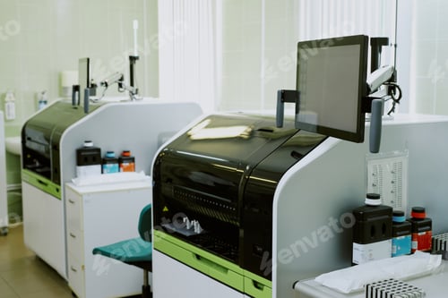 Preview: Laboratory Equipment Involving Advanced Technology Setup