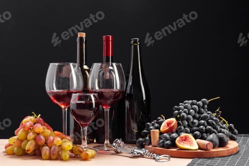 Preview: wine and grapes on the table