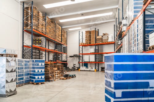 Preview: Warehouse storing pallets and packaging for beer industry