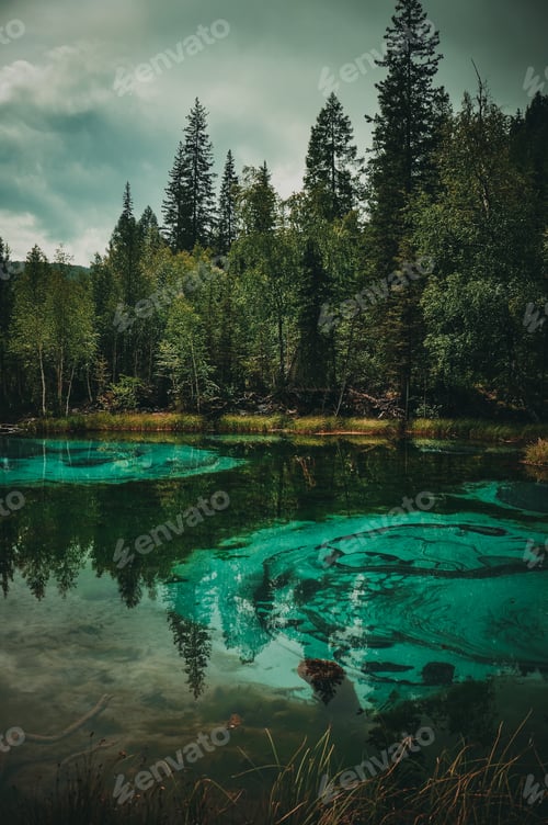 Preview: Geyser lake in Altai