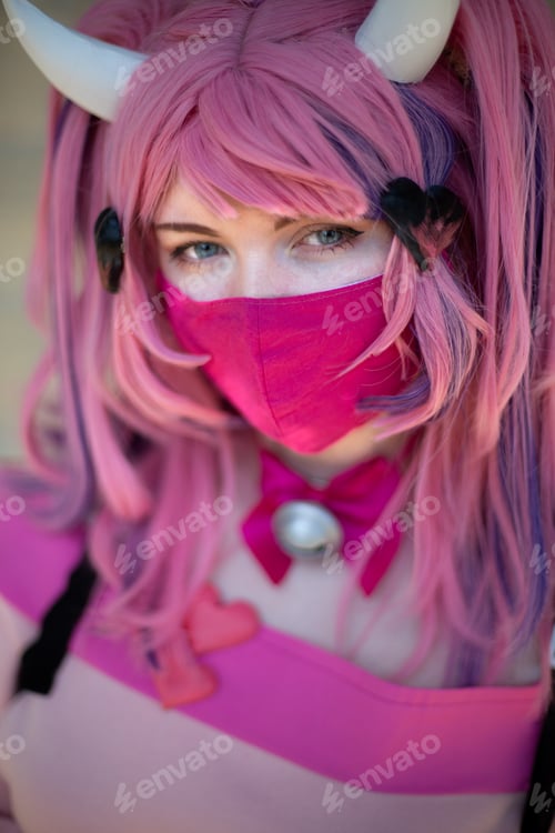 Preview: Pretty girl Anime character in pink cosplay costume