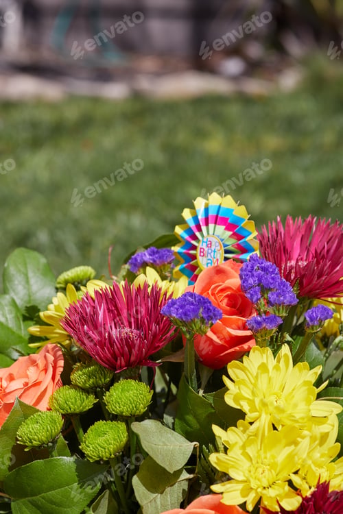 Preview: Vertical photo of bunch of flowers