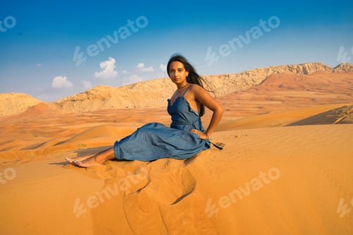 Preview: Beauty in desert