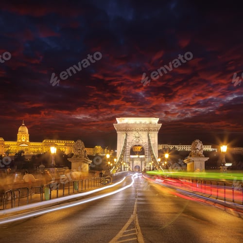 Preview: Amazing night scene with traffic on Széchenyi Chain bridge over Danube river.