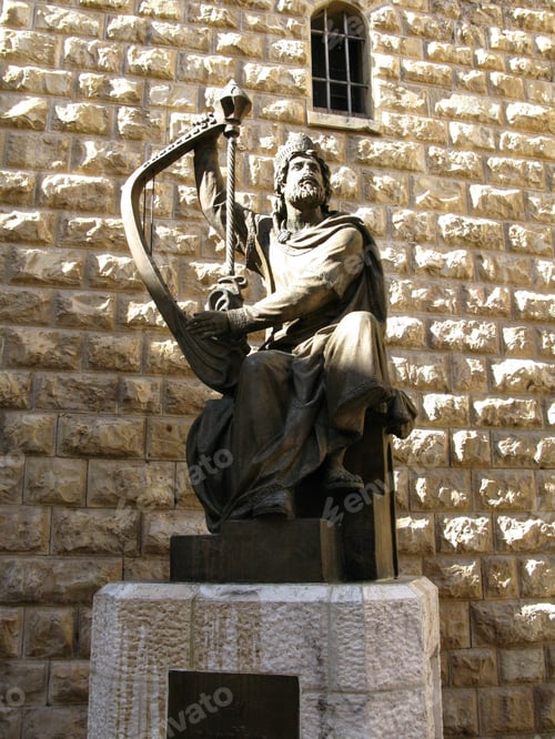 Preview: Statue of King David playing his harp in Old City, Jerusalem