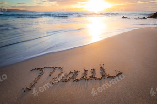 Preview: Maui beach sunset
