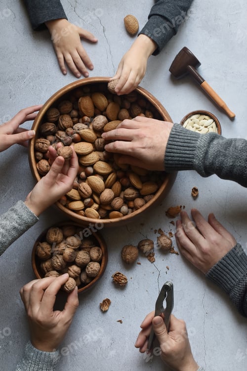 Preview: People eating nuts