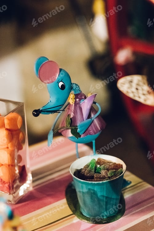 Preview: Decoration objects for events and weddings in rural and retro style.