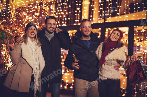 Preview: Best Friends At Christmas Night