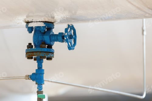 Preview: Valves at gas plant