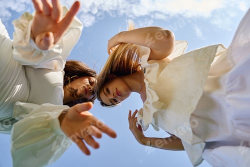 Preview: Confidence shines through in stylish spring attire while enjoying the beauty of nature