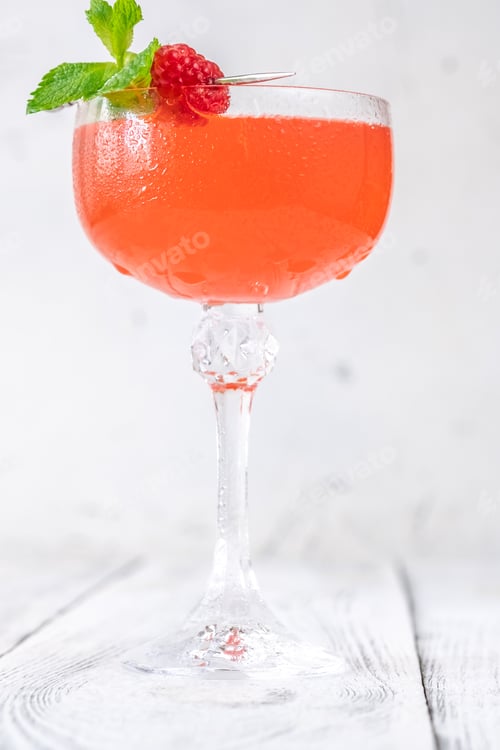 Preview: Very sexy martini cocktail