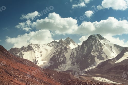 Preview: Pamir