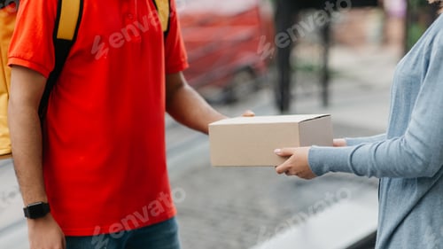Preview: Home delivery of parcels, order and courier service in city