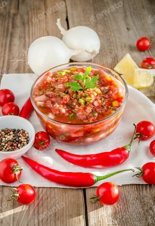 Preview: Mexican sauce salsa with ingredients