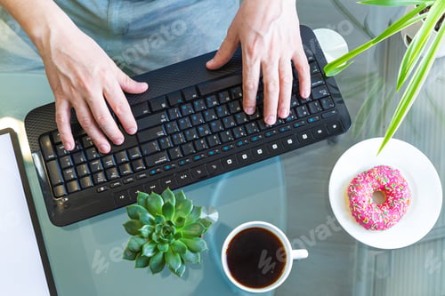 Preview: Home office, distance learning, remote work. Breakfast at workplace. Top view