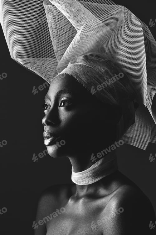 Preview: Beautiful african girl with veil hat