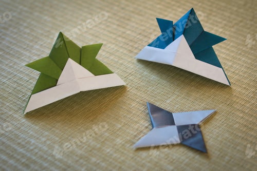 Preview: Japanese headpieces and shuriken made by origami