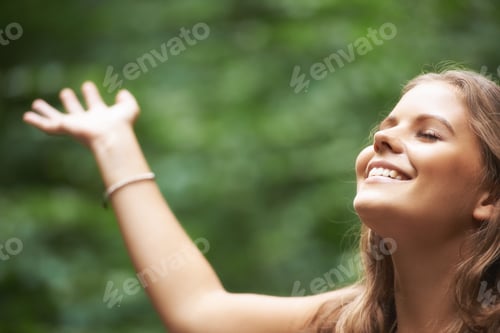 Preview: Enjoying the freedom of being in nature