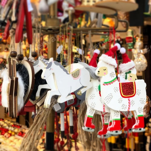 Preview: Beautiful Christmas tree decoration