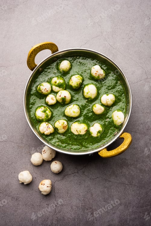 Preview: Palak Makhana Curry sabzi