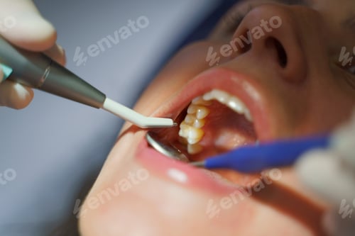 Preview: Close-up of dental examination in the ambulance.