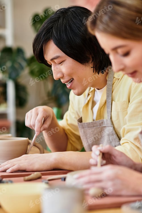Preview: Crafting love together at a pottery studio in the heart of creativity and connection
