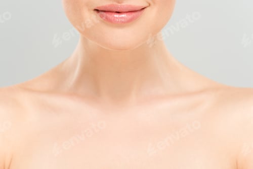 Preview: cropped view of happy nude woman smiling isolated on grey