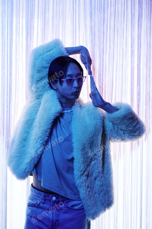 Preview: Male Vogue Dancer Entering Stage in Club